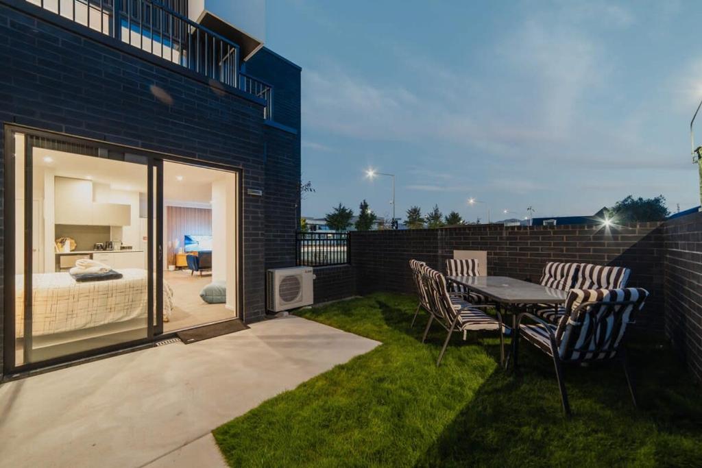 Fitzgerald Focus - Your 1BR Urban Oasis - Resim 10