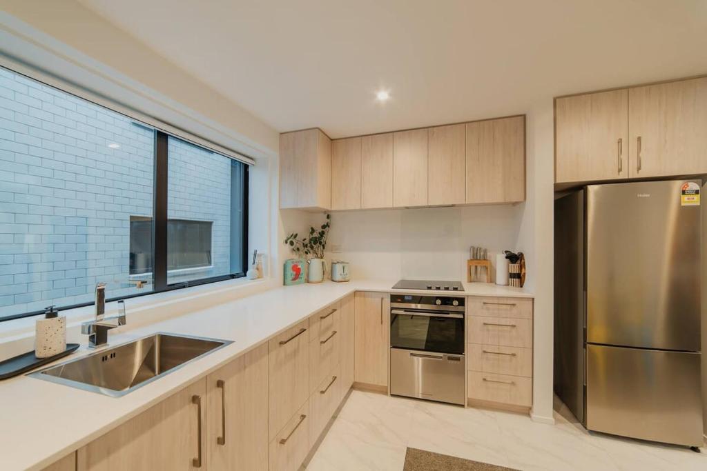 Madhouse Comfort - 2-BR Haven on Tuam Street - Resim 20