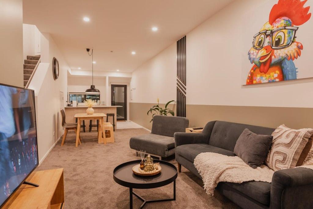 Your Stylish Retreat in the Heart of the City