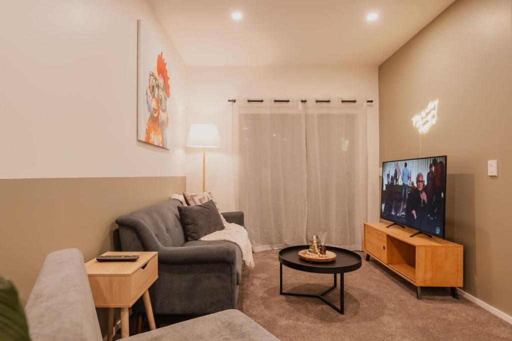 Your Stylish Retreat in the Heart of the City - Resim 7