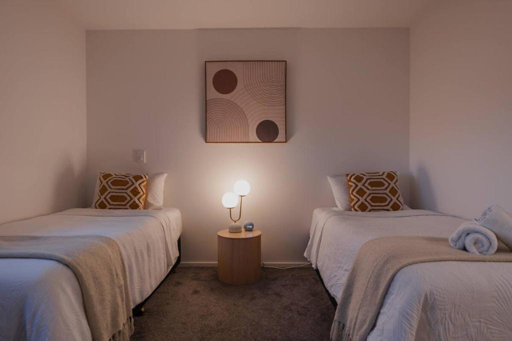 Addington Stadium Stay - Sleeps 6 - Resim 16