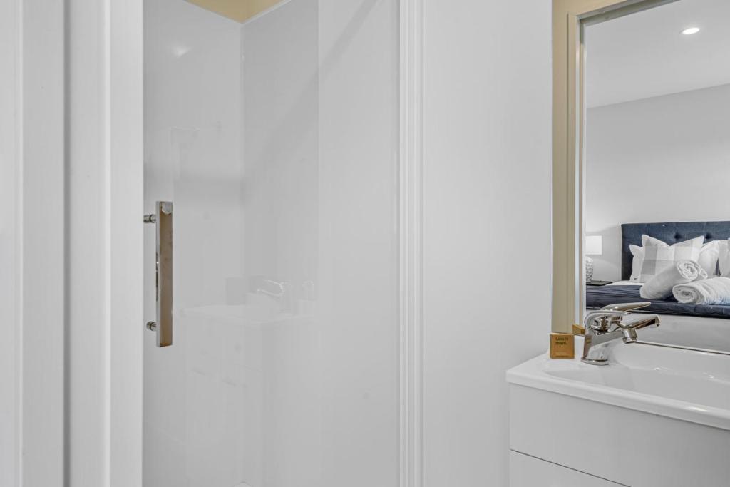 The Salisbury - 2 Bedroom Home - Resim 13