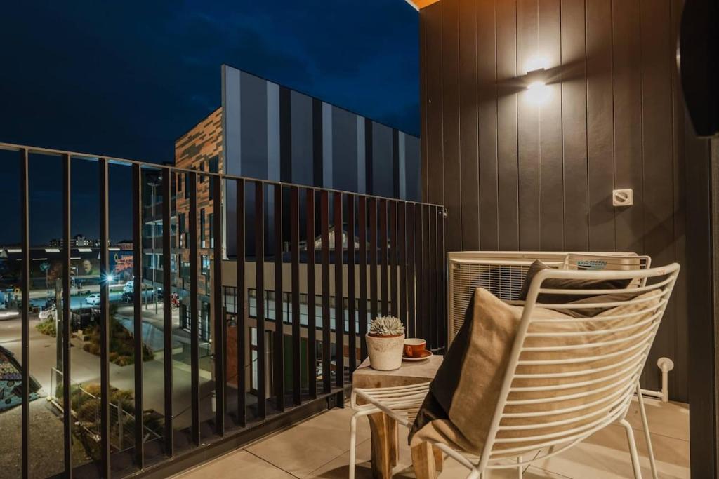 Bright & Airy on Tuam - 2Bedroom Apartment - Resim 46