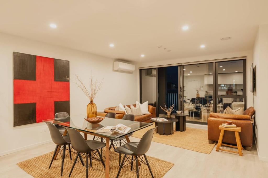 Bright & Airy on Tuam - 2Bedroom Apartment - Resim 13