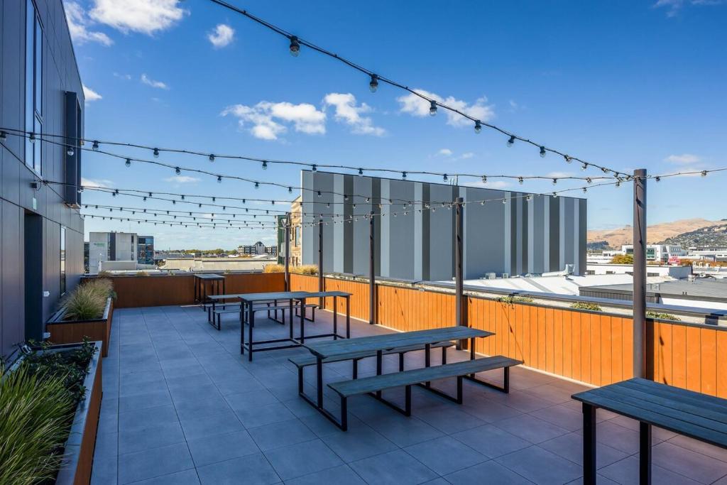 Bright & Airy on Tuam - 2Bedroom Apartment - Resim 36