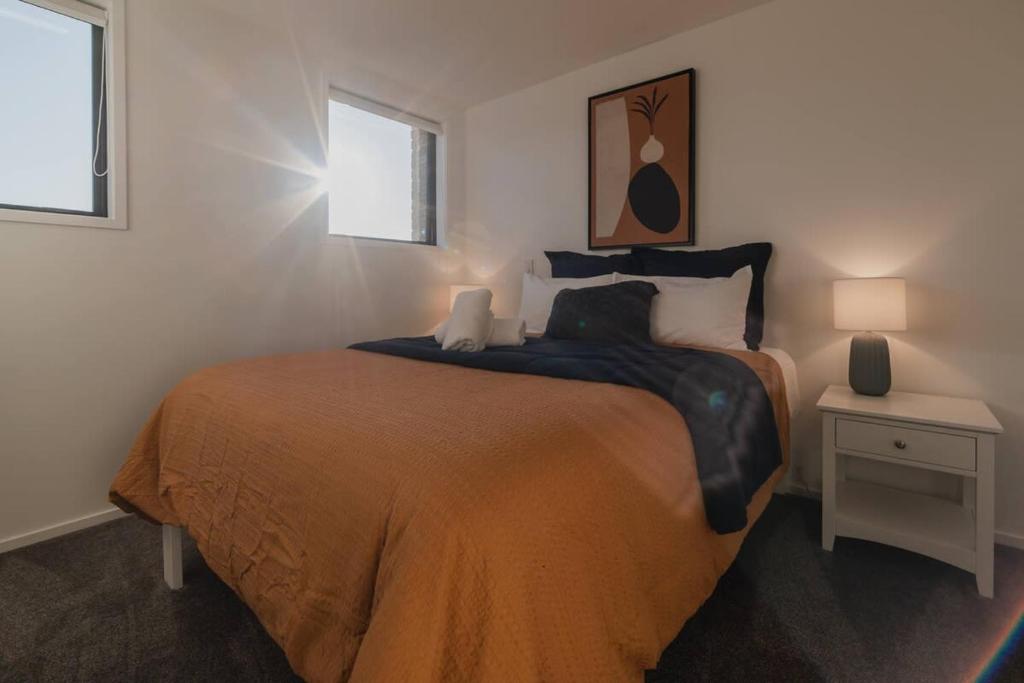 Enchanting Getaway in Merivale - Resim 8