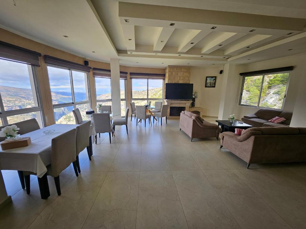 Posezení v ubytování Hotel L'Aiglon