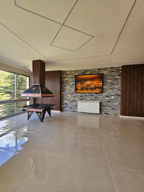 Fotografie z fotogalerie ubytování Hotel L'Aiglon v destinaci Bšarré