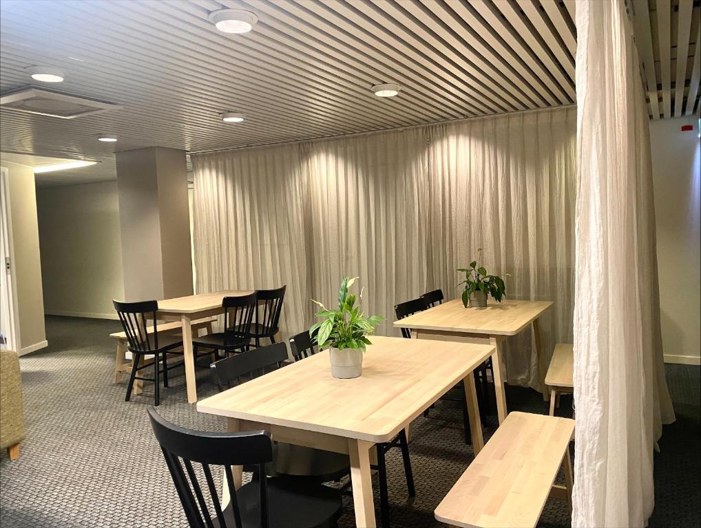 Restaurace v ubytování Hotell City