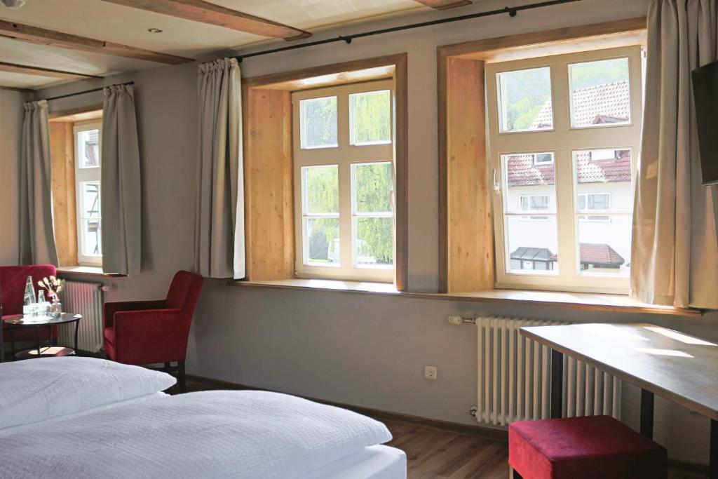 Postel nebo postele na pokoji v ubytování Landgasthof König von Preußen