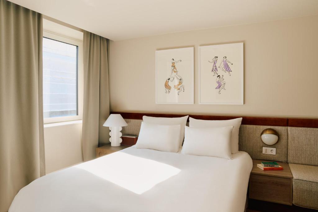 Att I Kvadraturen - Resim 9