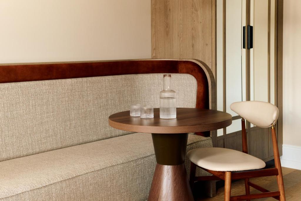 Att I Kvadraturen - Resim 36