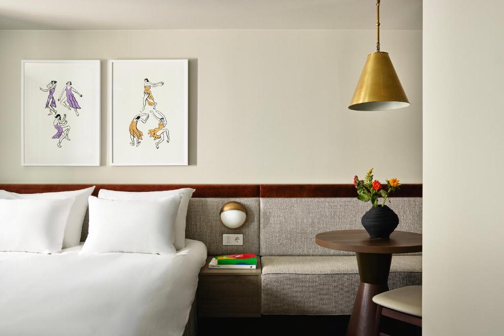 Att I Kvadraturen - Resim 29