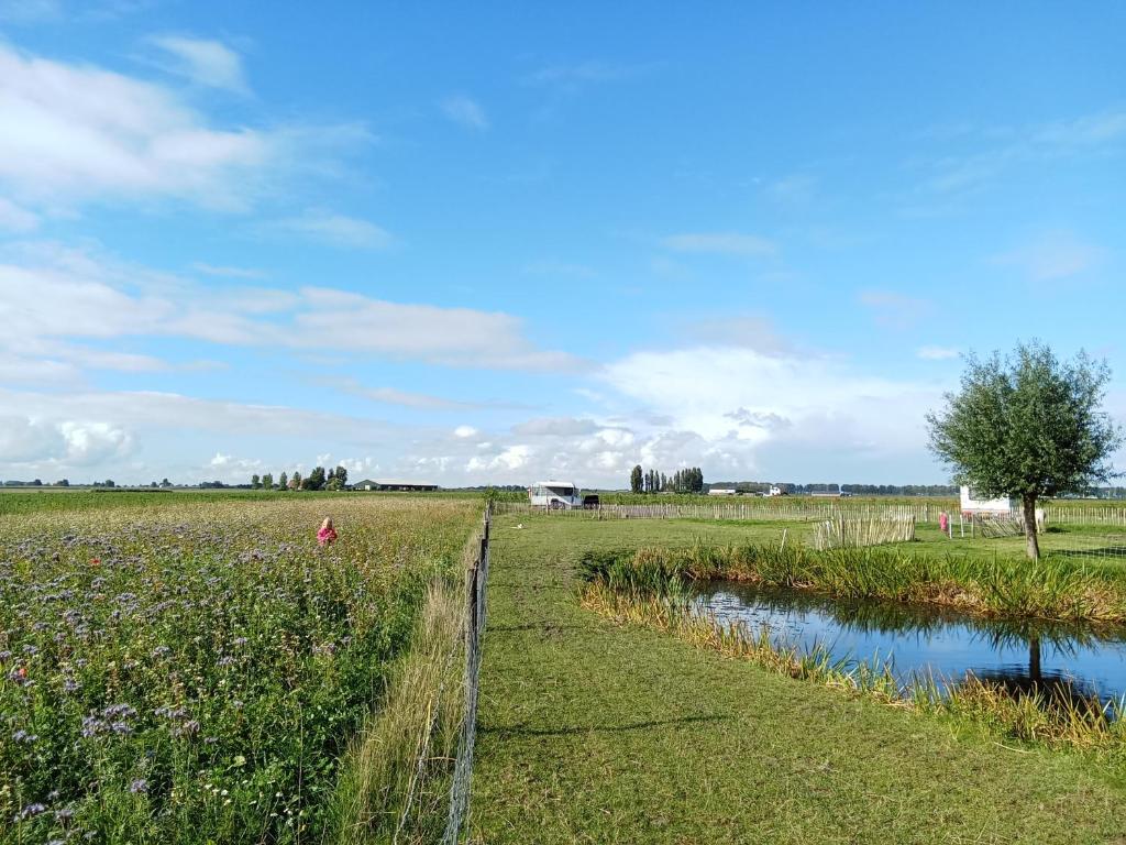 Fotografie z fotogalerie ubytování Pipowagen boerderij de schans v destinaci Klundert