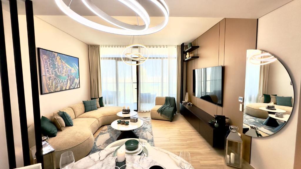 Photo inspiration: Fresh Look at Luxury 2Br W Waterfront View Smart Controls By Vibel Dubai