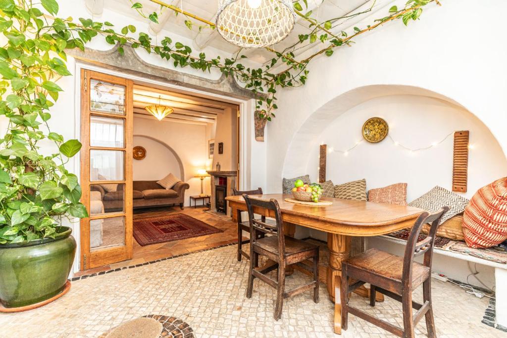 Casa Callebanda-superb Spot In Historical Centre