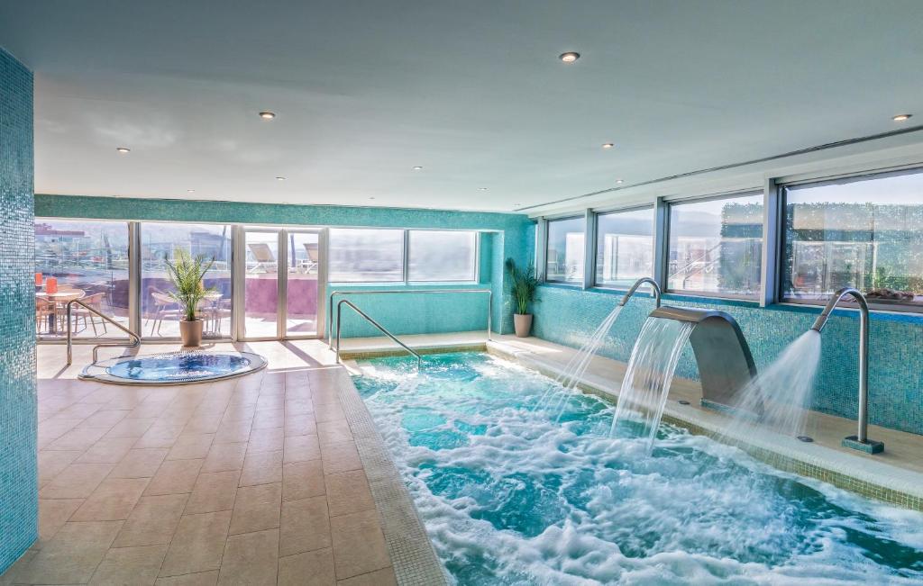 Barceló Granada Congress - Resim 19