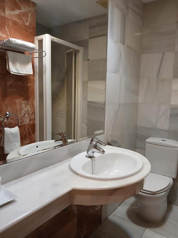 Koupelna v ubytování Hostal Los Infantes