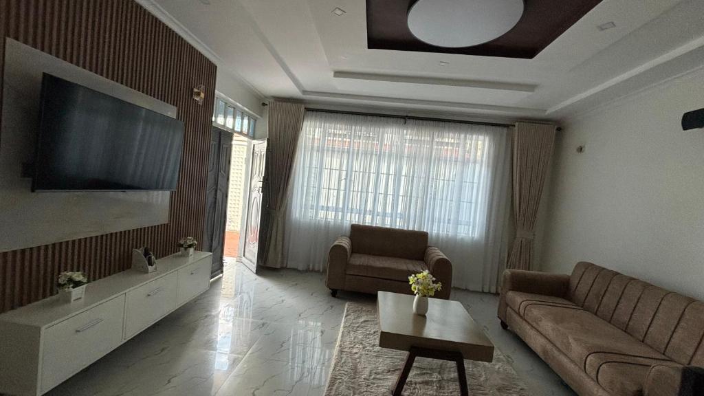 TV a/nebo společenská místnost v ubytování Classic residence juja