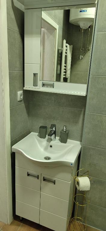 Bagno di Restoran Orijent 5