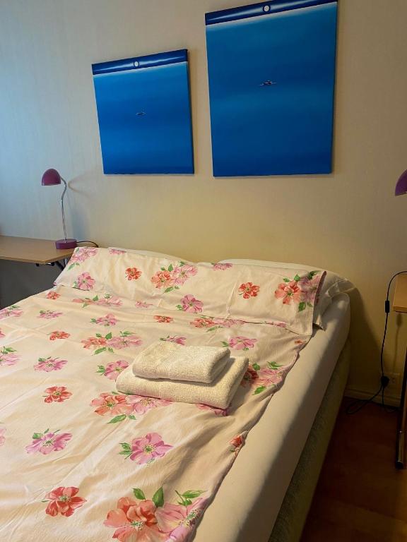 Postel nebo postele na pokoji v ubytování Hammerstuene mat - og gjestehus