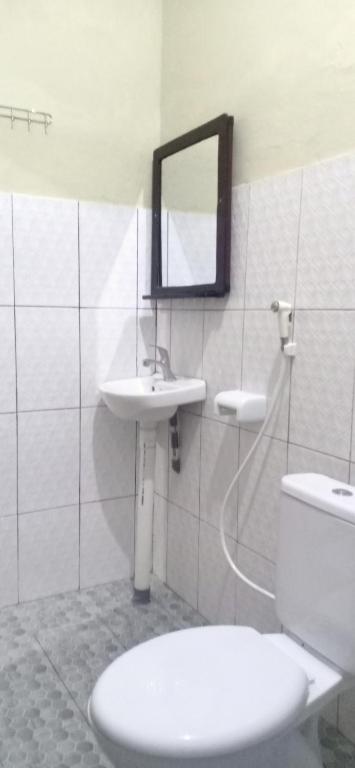 Dewi Garden Guesthouse - 7