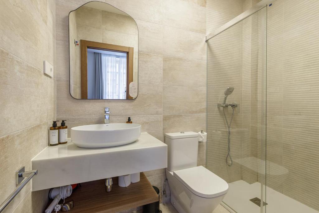 Plaza del Siglo Suites & Boutique Apartments by Caleta Homes - 8