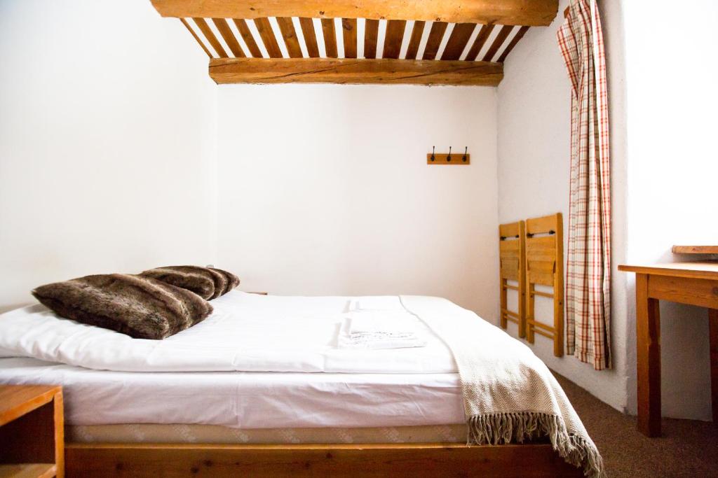 Langley Hotel La Vieille Ferme photo
