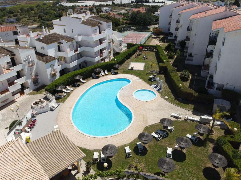 Matfil Suite-charming Apartment With Pool Access