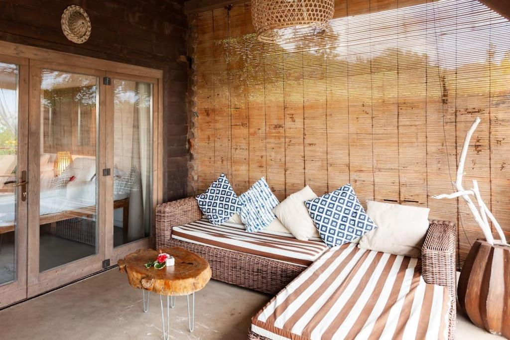 Imagine din galeria proprietății La Pointe Beach Huts în Anse Possession