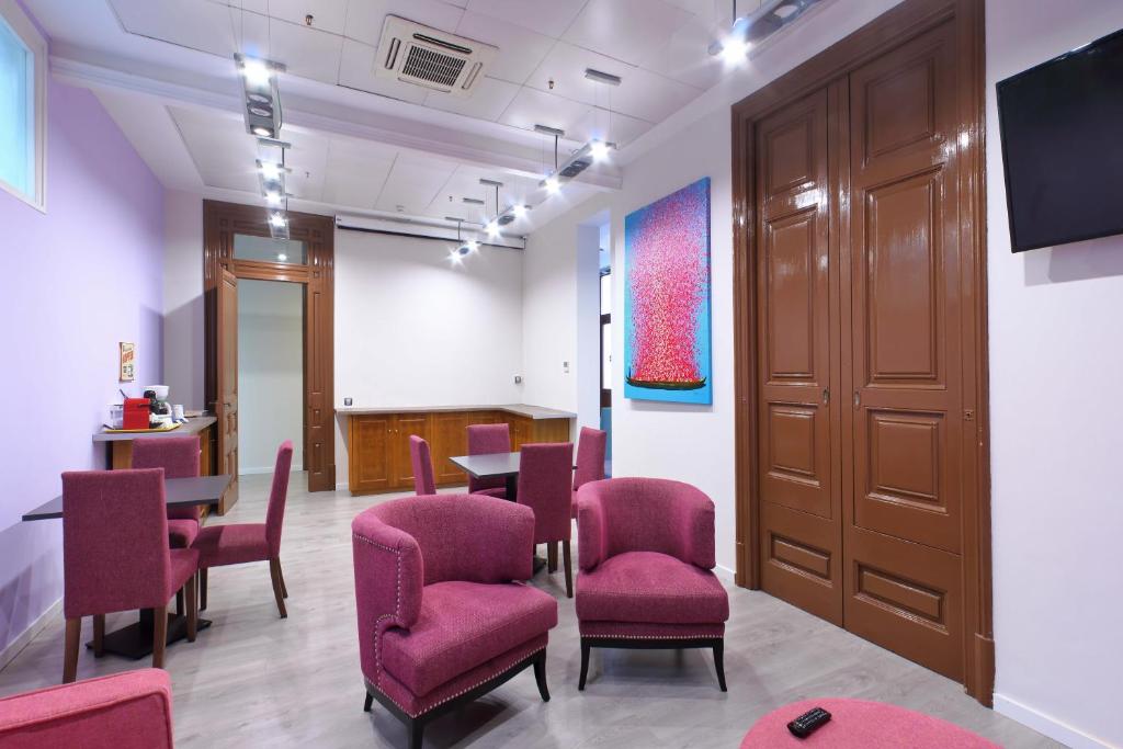 Hotel Ginebra - Resim 2