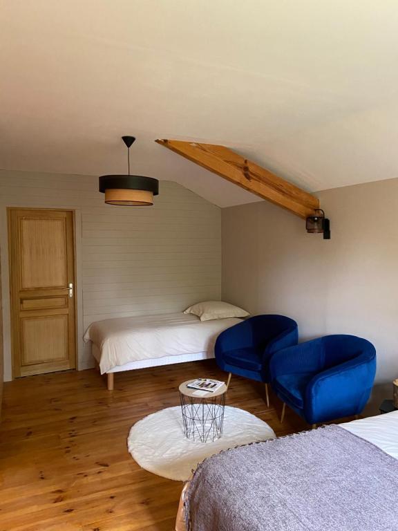 La Grange de garac - Habitación Triple Con Vistas Al Jardín