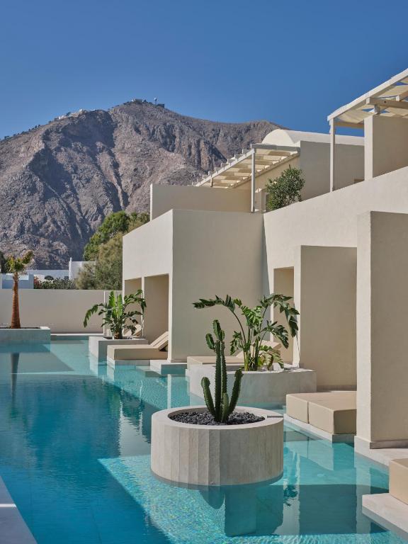 Heyday Luxury Suites - 3