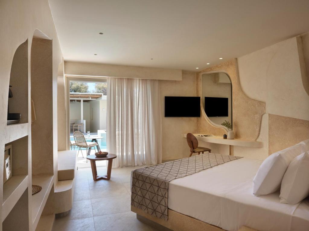 Heyday Luxury Suites - 5