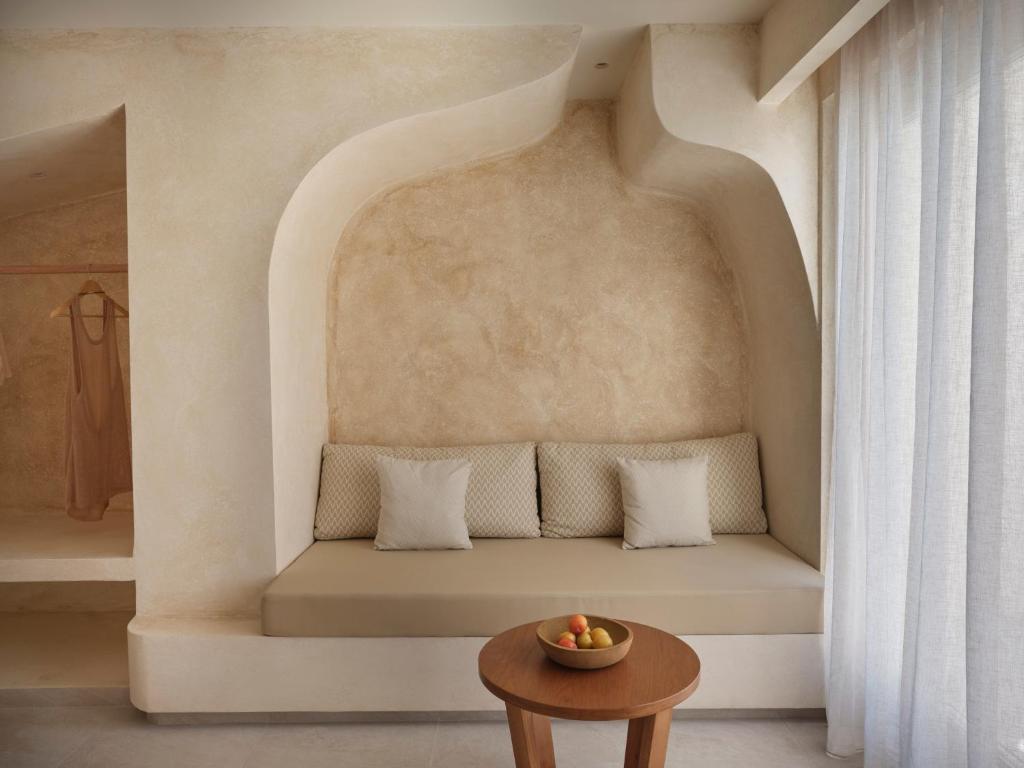 Heyday Luxury Suites - 10