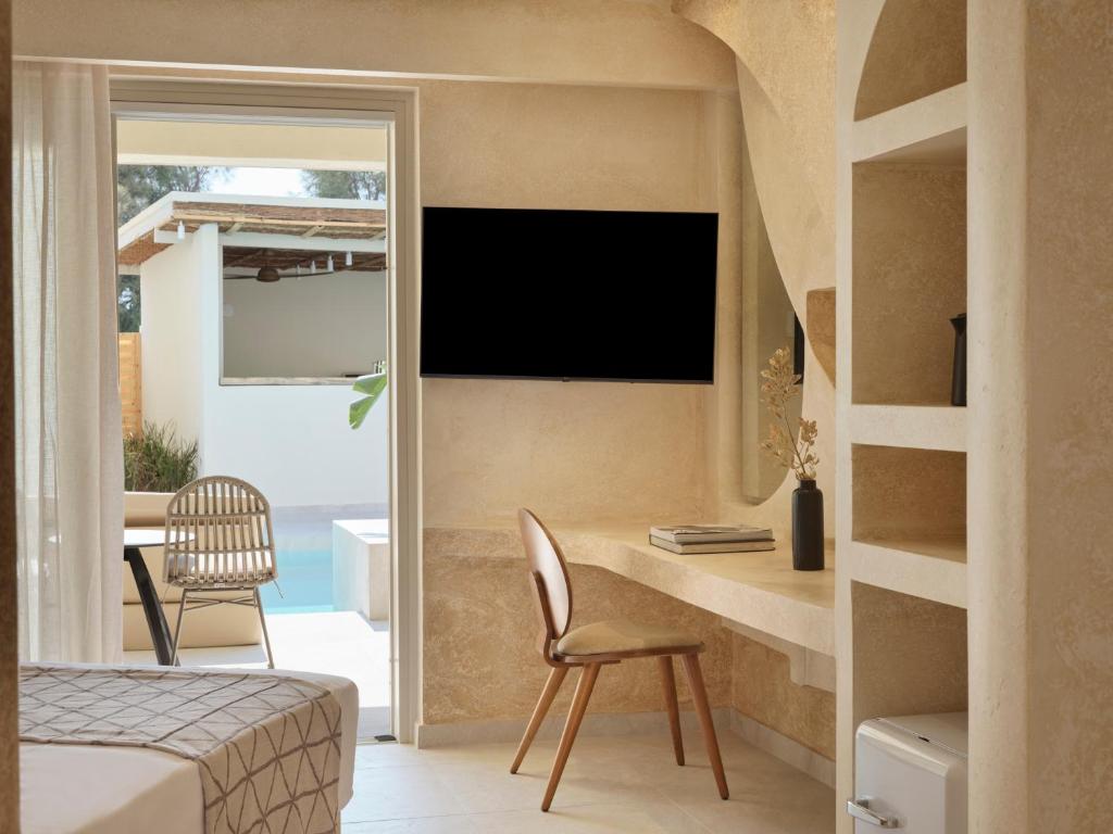 Heyday Luxury Suites - 16