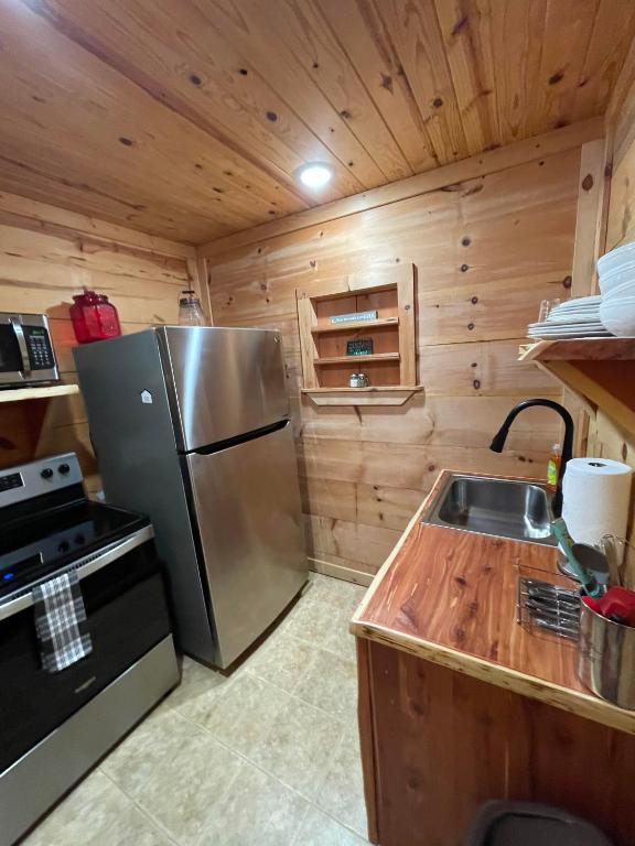 Kuchyň nebo kuchyňský kout v ubytování Cedar Street Lodge