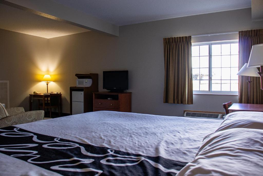 Postel nebo postele na pokoji v ubytování Belva Deer Inn