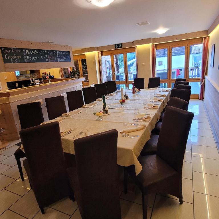 Restaurace v ubytování Residence Edelweiss No Stress by Eva