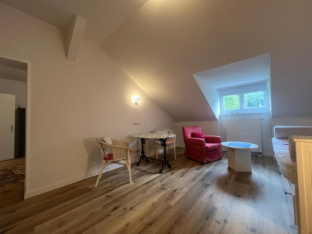 Posezení v ubytování ciao-aschau Haus zur Burg Apartment 305 Geres