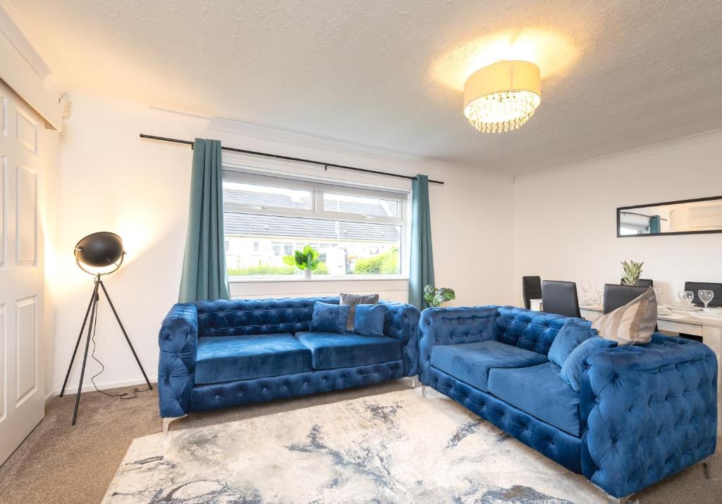 Khu vực ghế ngồi tại Mossneuk House by Klass Living Coatbridge