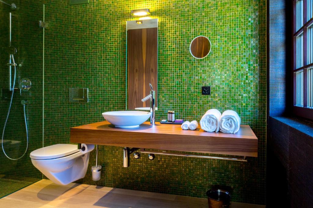 Koupelna v ubytování Hotel Krone Regensberg