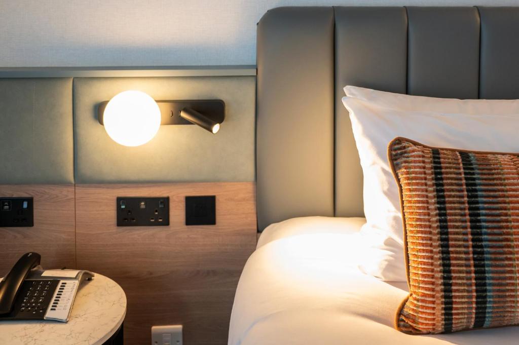 Crowne Plaza Birmingham City, an IHG Hotel - Standard Upgraded King Room - High Floor