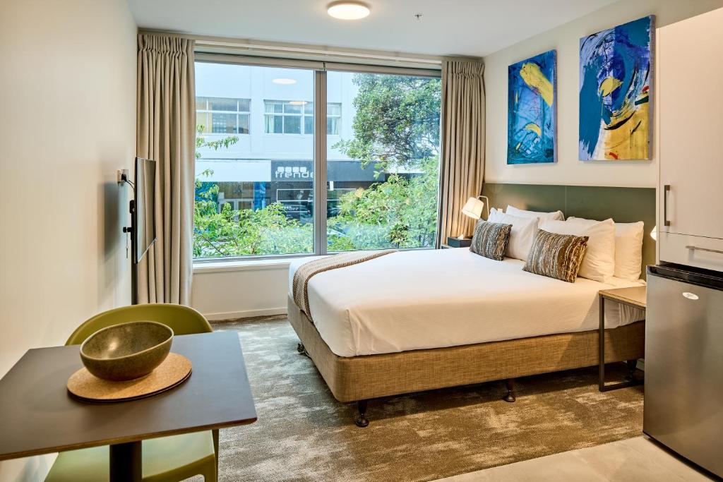 Sojourn Apartment Hotel - Ghuznee - Resim 22