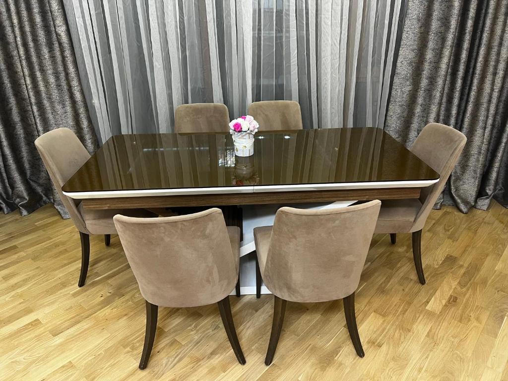 فضای داخلی Park Azure 0530 در باکو - تصویر ۳