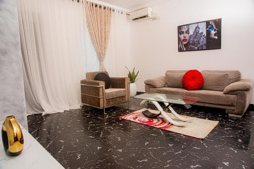 Posezení v ubytování Skyrock Hotels Ikeja