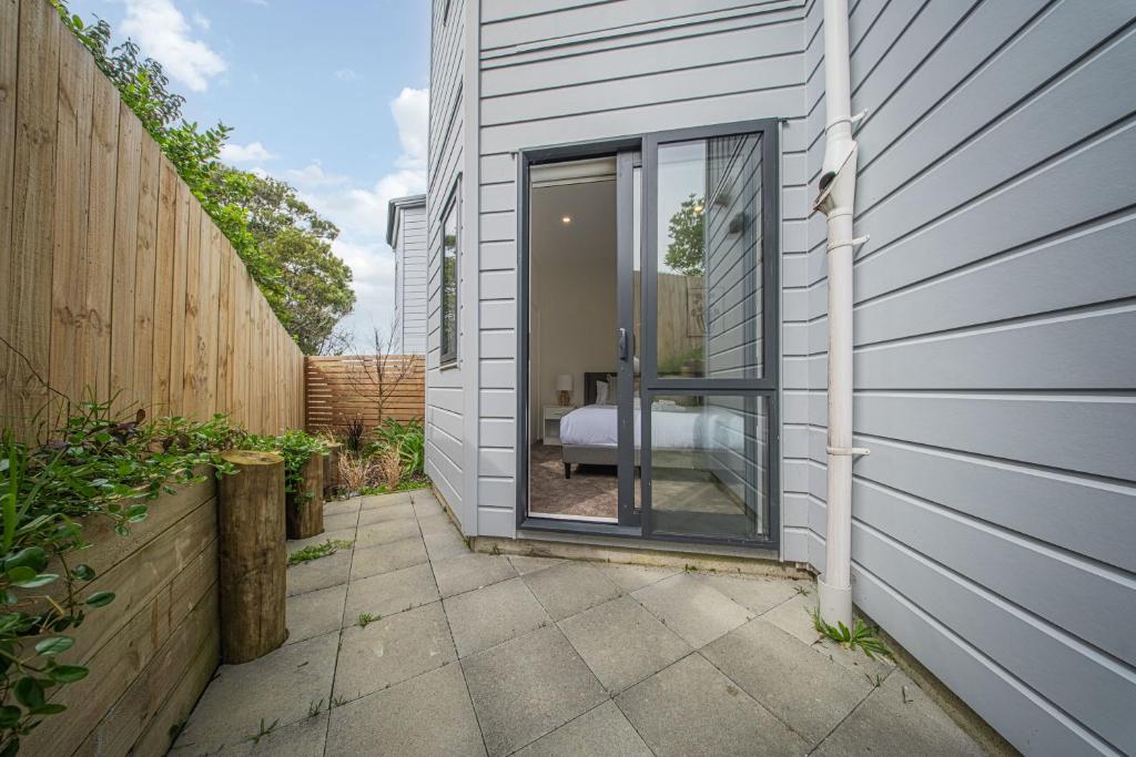 West Harbour Modern 4-Bedroom Retreat - Resim 13