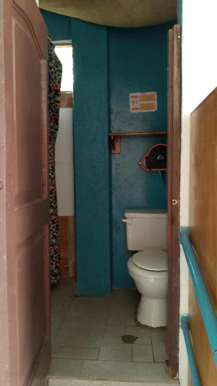 Hospedaje Arvakeni - Twin Room With Private Bathroom