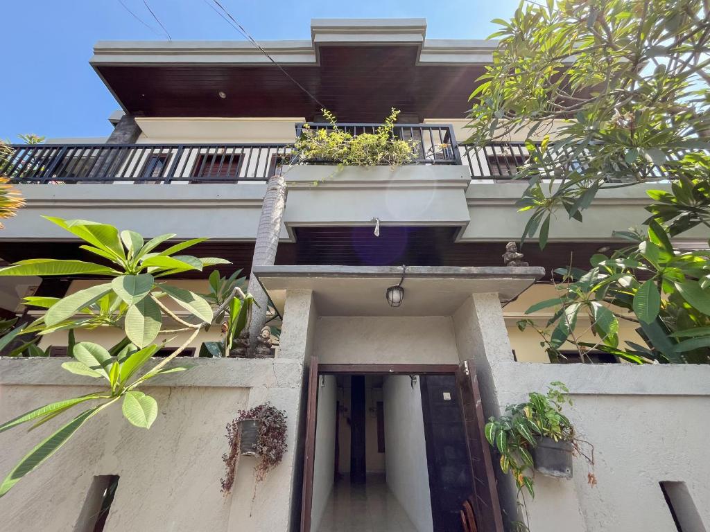 Adi surya guest house - 8