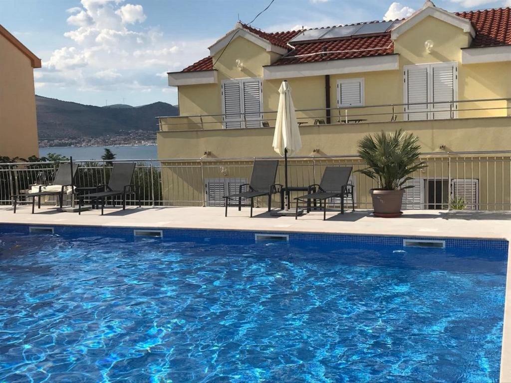 Apartments Villa Moonlight - One Bedroom Apartment with Sea View Balcony and Terrace Sandra